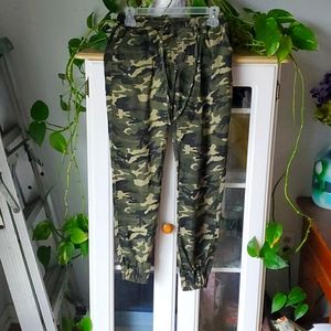 Jogger Camo Pants